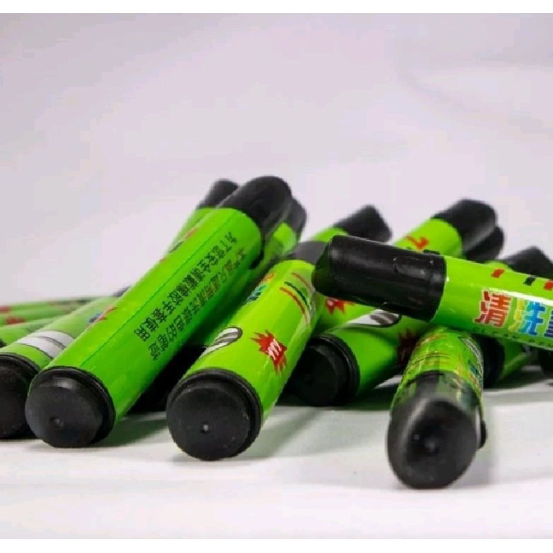 Bút xoá tẩy mực viết bạc, viết nhũ đánh dấu trên da hoặc vải có độ hút ẩm ít