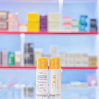 Lăn khử mùi sáng da Scion Brightening Roll On 75ml