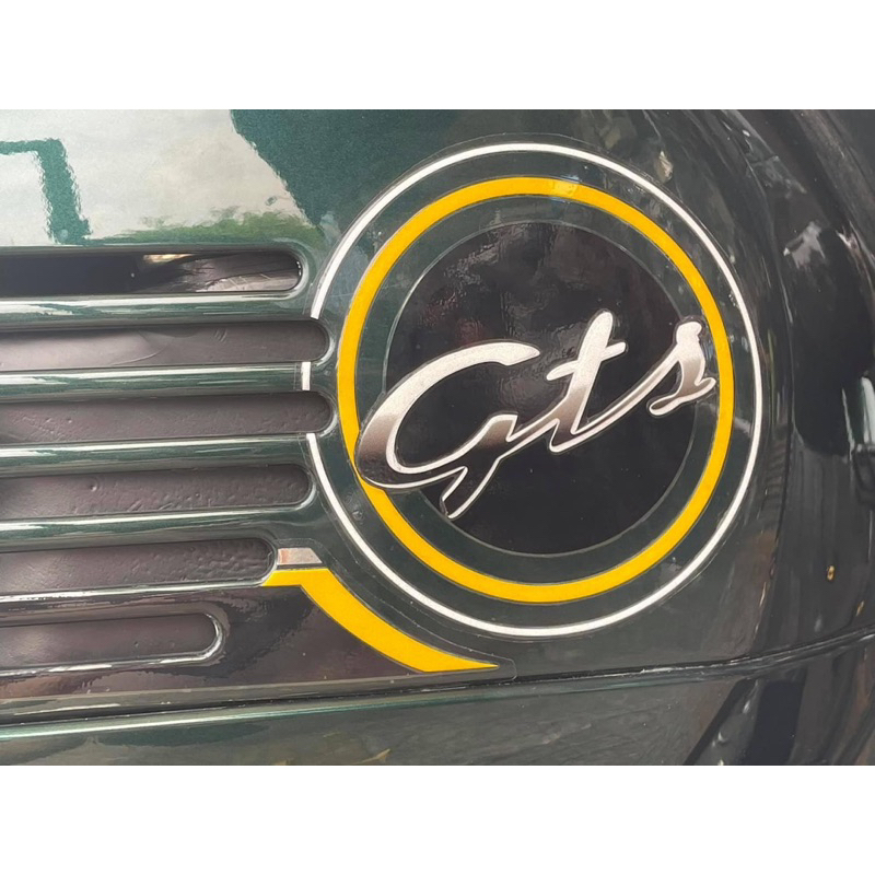 Tem Vespa GTS cao cấp