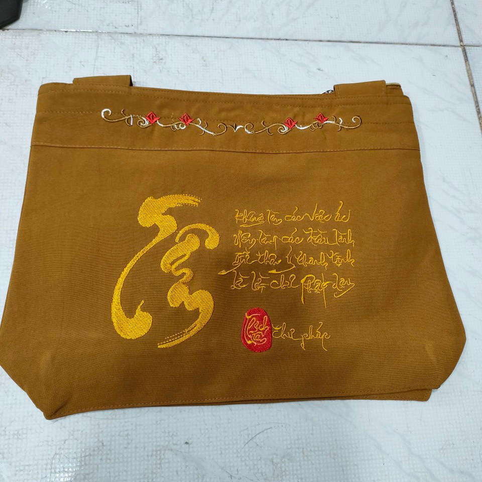 Túi Đi Chùa dành cho Phật Tử cư sĩ có dây rút thêu thư pháp tiện lợi, Túi đi chùa, Túi Thêu Thư Pháp 26x36