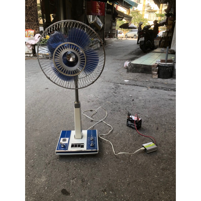 Quạt Nhật bãi Toshiba .