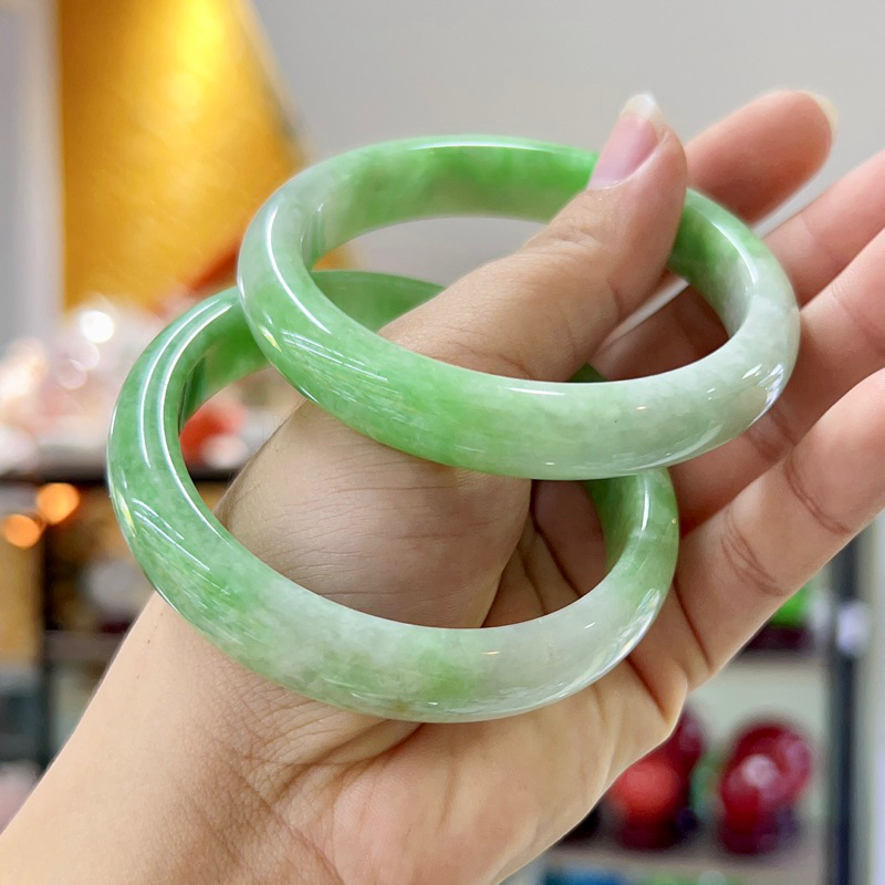 Vòng cẩm thạch lý đẹp size 55 - 56