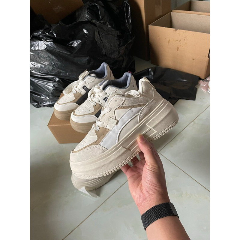 GIÀY THỂ THAO PHỐI MÀU Viền Đen Kem Kèm Ảnh Thật