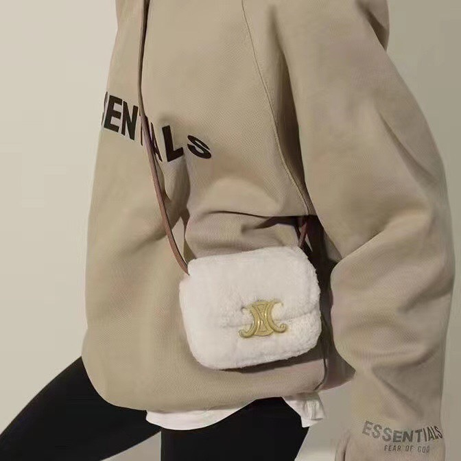 Túi xách nữ đeo chéo mini lông cừu thời trang mã 10