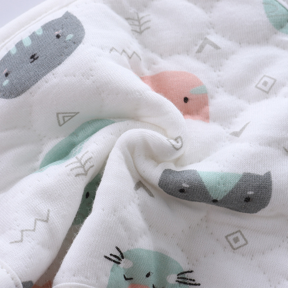 Yếm vuông cổ tròn chống thấm cho bé làm từ Cotton 100%