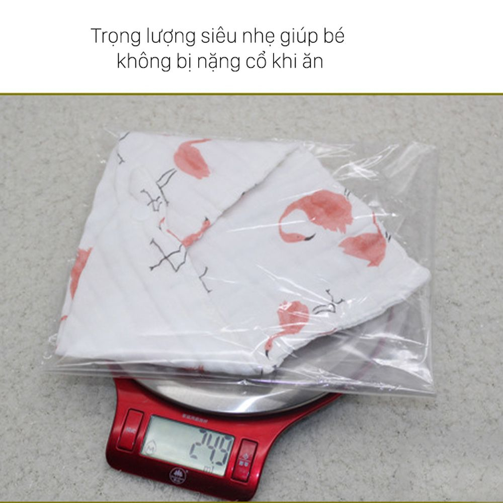 Yếm cho bé hình tam giác với 8 lớp vải xô siêu thấm và mềm mại có cúc bấm