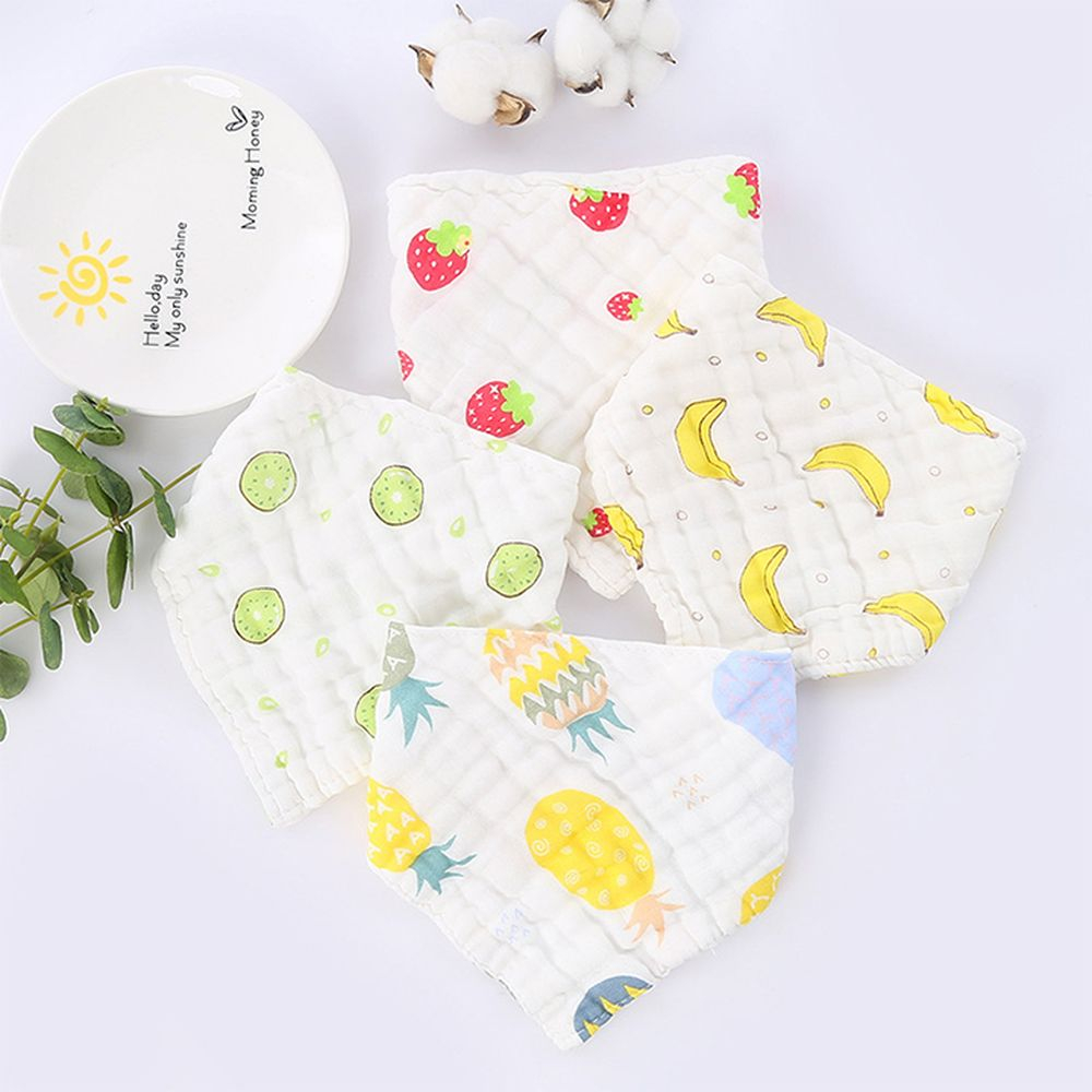 Yếm cho bé hình tam giác với 8 lớp vải xô siêu thấm và mềm mại có cúc bấm