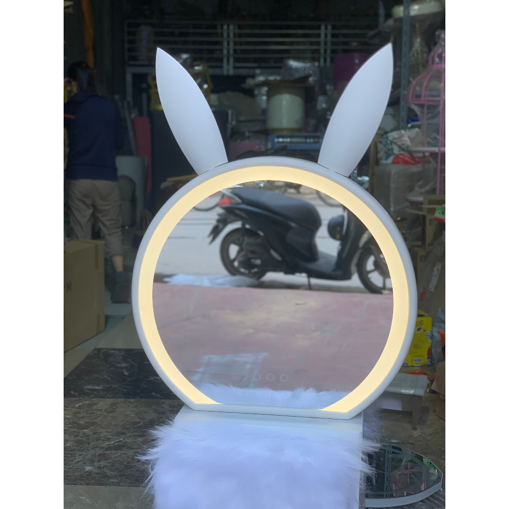 Gương trang điểm để bàn thông minh led 3 màu nút cảm ứng