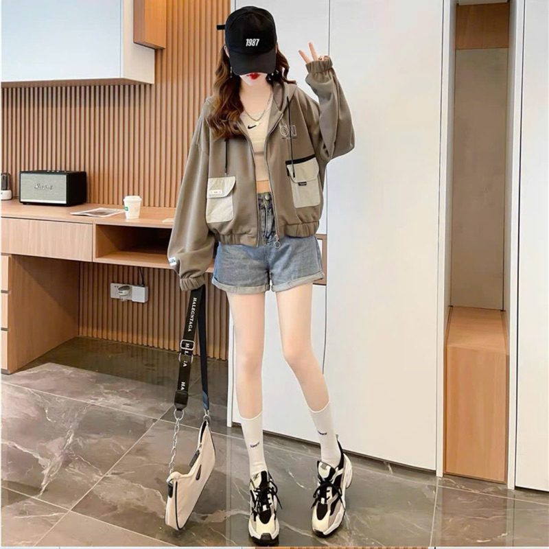 Áo khoác nhẹ " TÚI HỘP " " CÓ GIÁ GIẢM KHUYẾN MÃI "