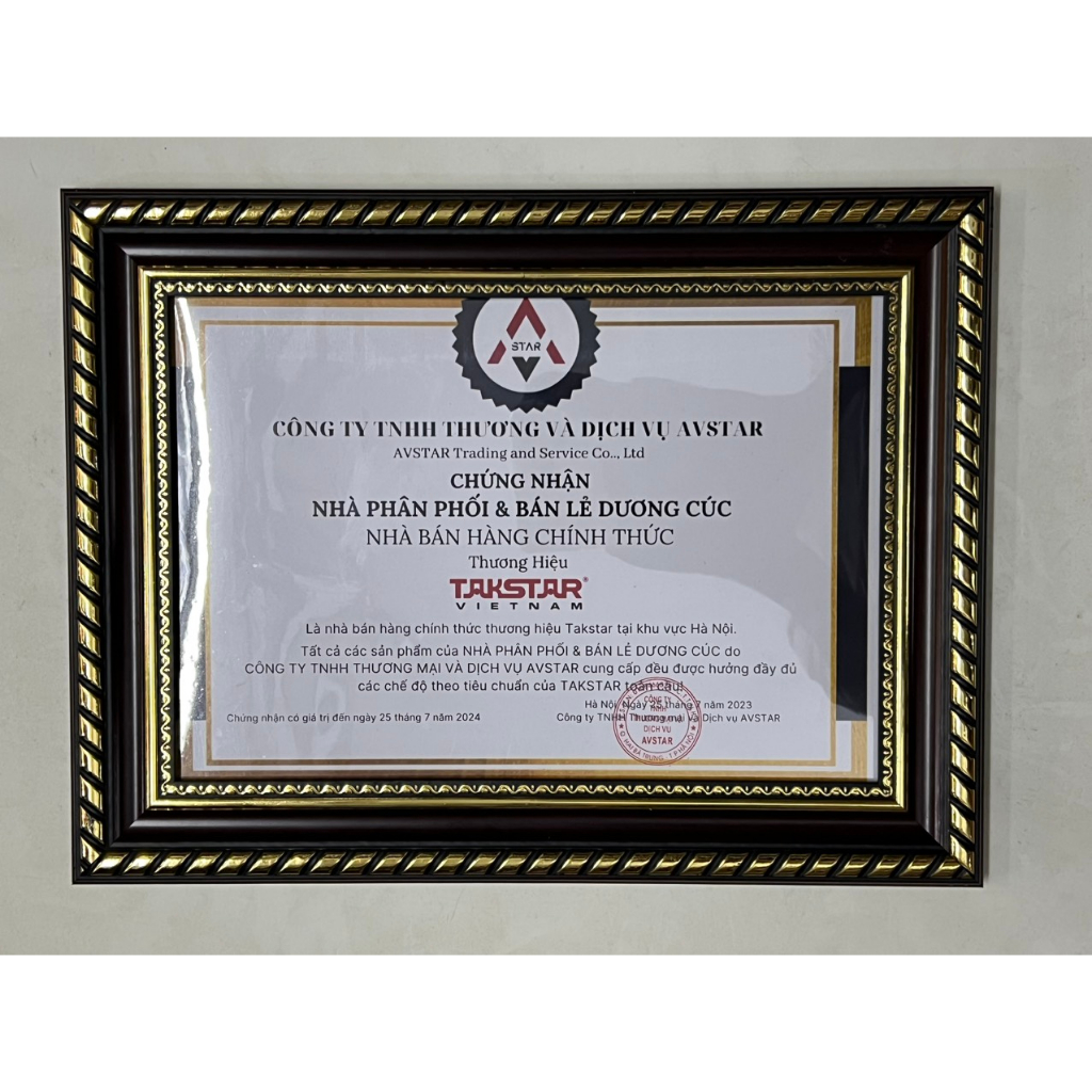 Loa trợ giảng Takstar E126 dành cho giáo viên, hướng dẫn viên du lịch, người thuyết trình