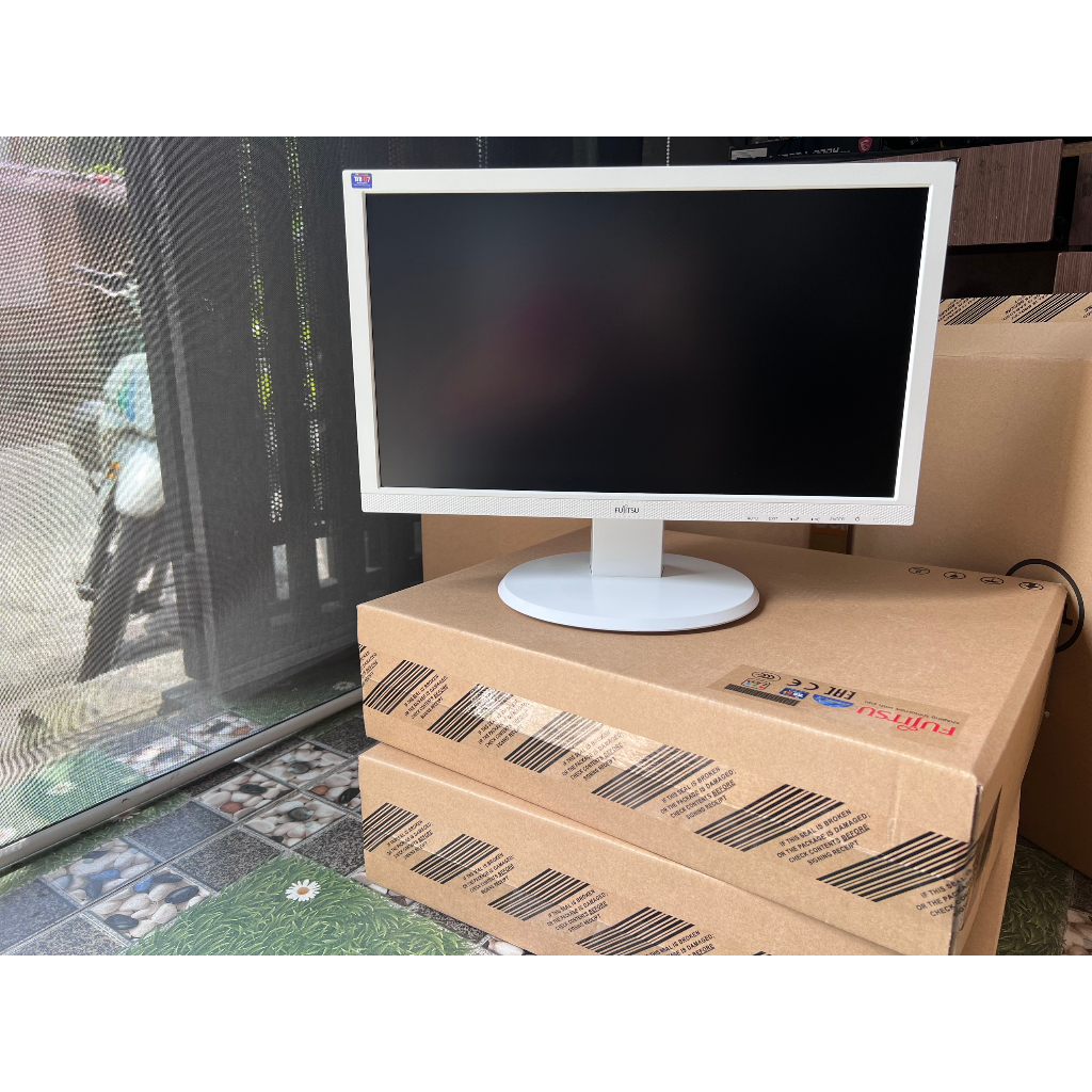 Màn hình Fujitsu 20 inch  hàng bền đẹp tặng kèm dây nguồn và dây kết nối