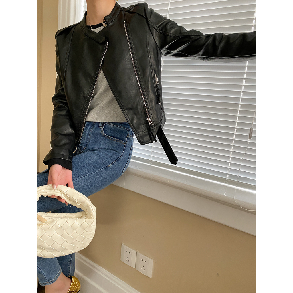 Áo da nữ VIZAKEY phong cách trê trung, năng động, dễ phối đồ