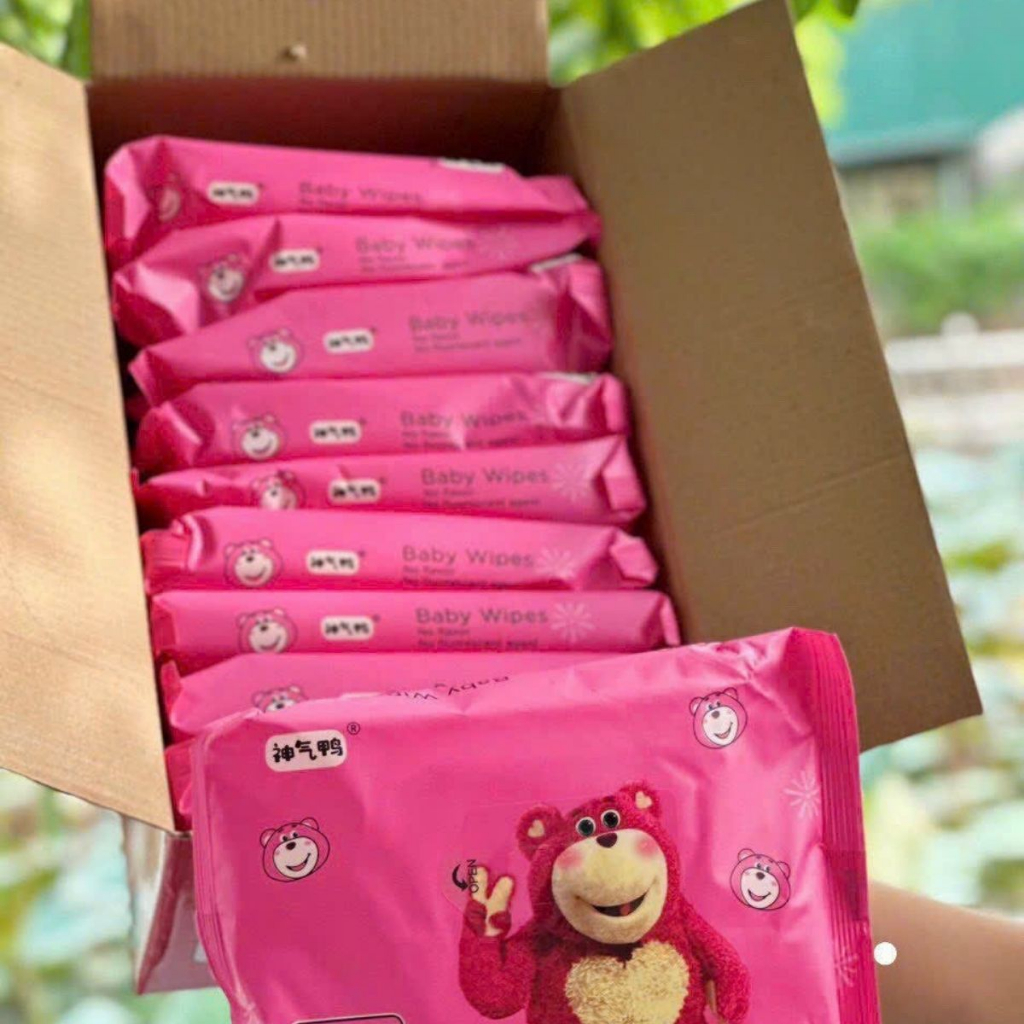 Thùng khăn ướt 10 Bịch Gấu Dâu, Khăn lau đa năng không mùi siêu mịn kháng khuẩn