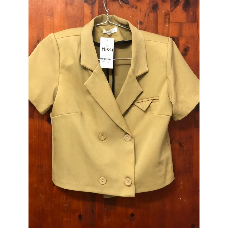 Áo blazer ngắn tay