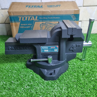 Ê tô kẹp 4 inch total tht6146 eto kẹp đế xoay