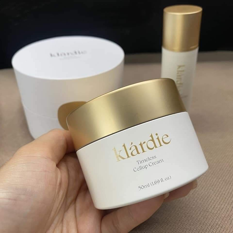 K𝐞𝐦 Dưỡng T𝐞̂́ B𝐚̀𝐨 G𝐨̂́𝐜 Trẻ Hóa Tế BàoCải Thiện Nếp Nhăn Căng Bóng 𝐊𝐥𝐚𝐫𝐝𝐢𝐞 𝐓𝐢𝐦𝐞𝐥𝐞𝐬𝐬 𝐂𝐞𝐥𝐥𝐮𝐩 𝐂𝐫𝐞𝐚𝐦