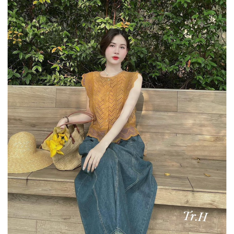 Áo sơ mi ren tay hến