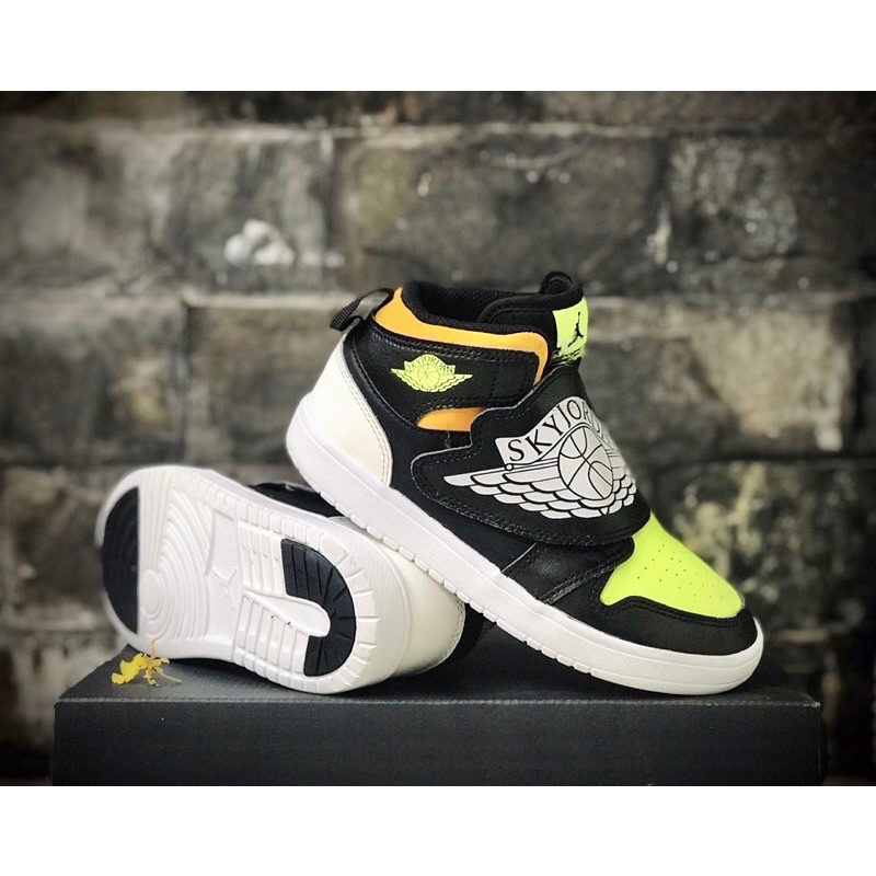 Giày Nike Air Jordan Sky Jordan