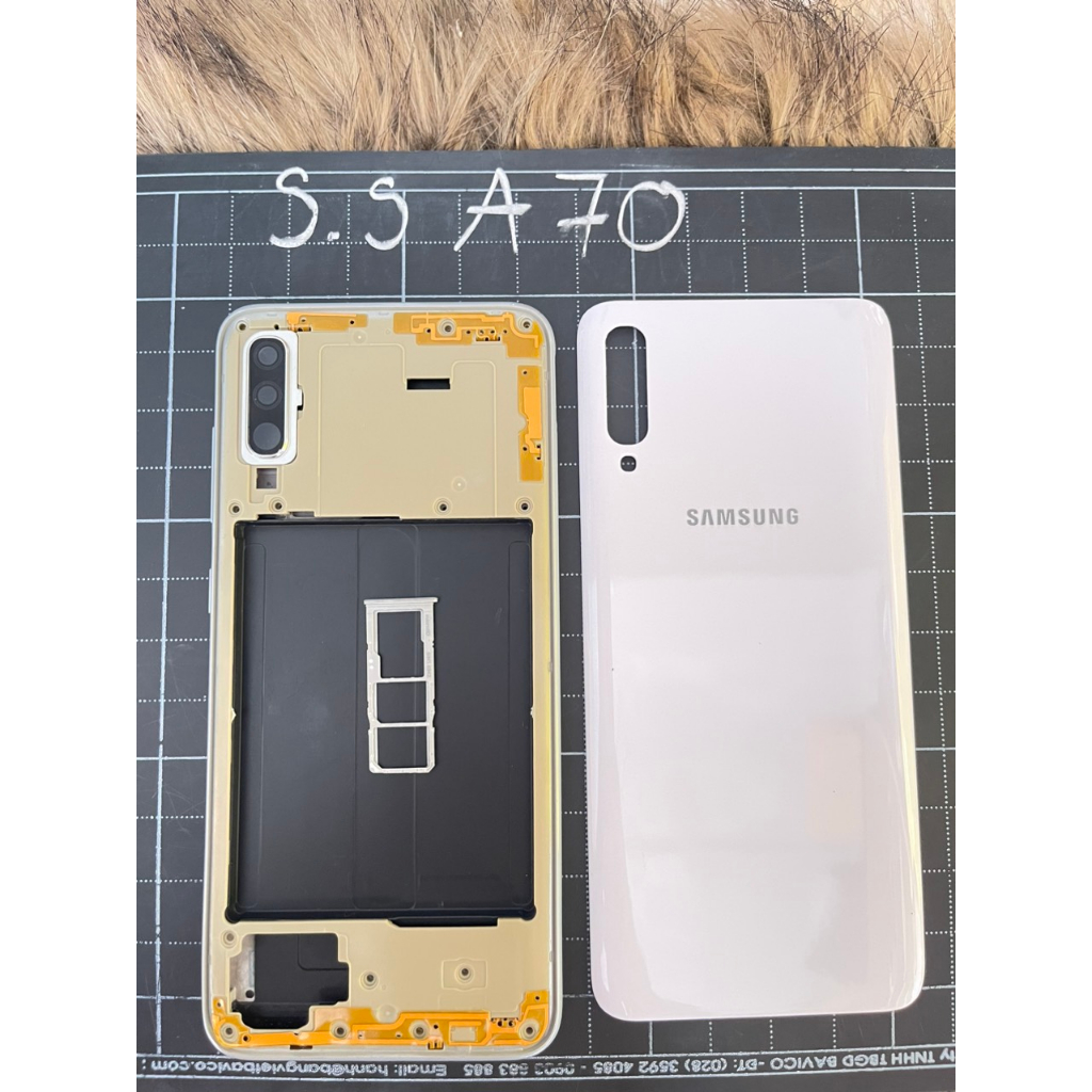 Vỏ bộ thay thế sam sung A70 kèm khay sim + kính camera