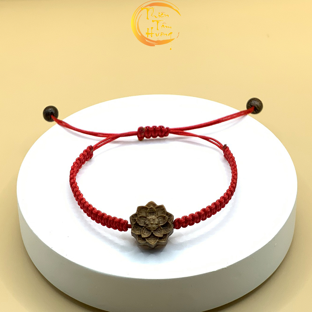 Vòng Chỉ Đỏ May Mắn mix charm Hoa Sen Trầm Hương mang lại nhiều May Mắn Tài Lộc - Thiên Tâm Hương