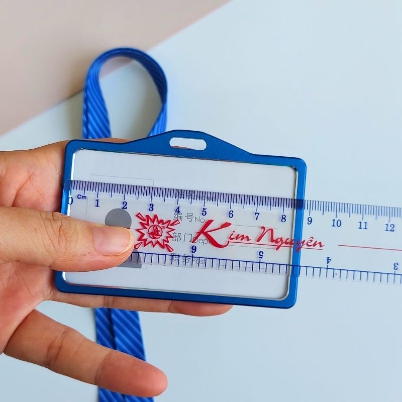 Thẻ đeo nhân viên, bao đựng thẻ tên chất liệu hợp kim nhôm phong cách Hàn Quốc sang trọng lịch sự, kích thước thẻ ngang