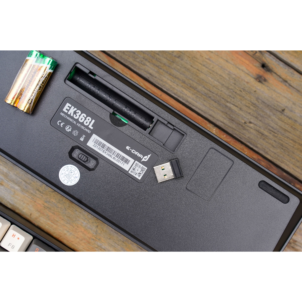 Bàn phím cơ không dây Edra EK368L Alpha / Beta - Switch Huano - Kết nối Wireless 2.4G + Bluetooth 5.0 - Chính hãng
