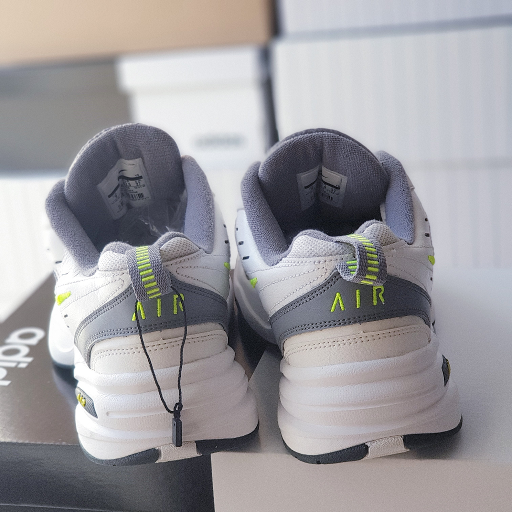 Giày Air Monarch White, size 42.5, real 2hand