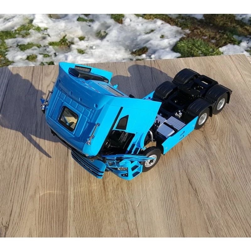 Mô hình xe đầu kéo KAC k7 hợp kim 1:24