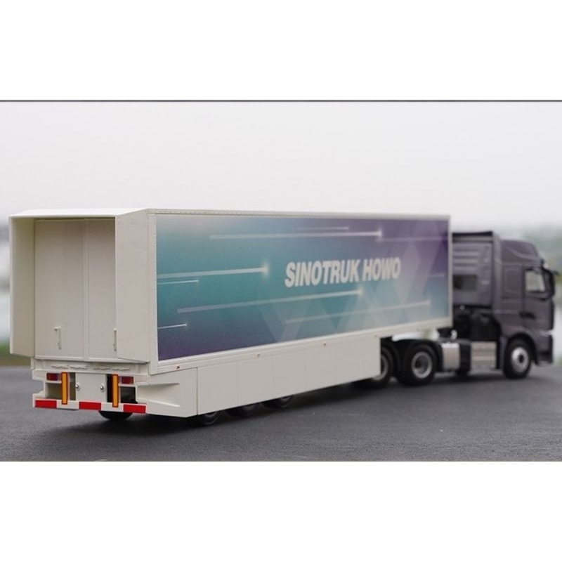 Mô hình xe đầu kéo howo hợp kim 1:36