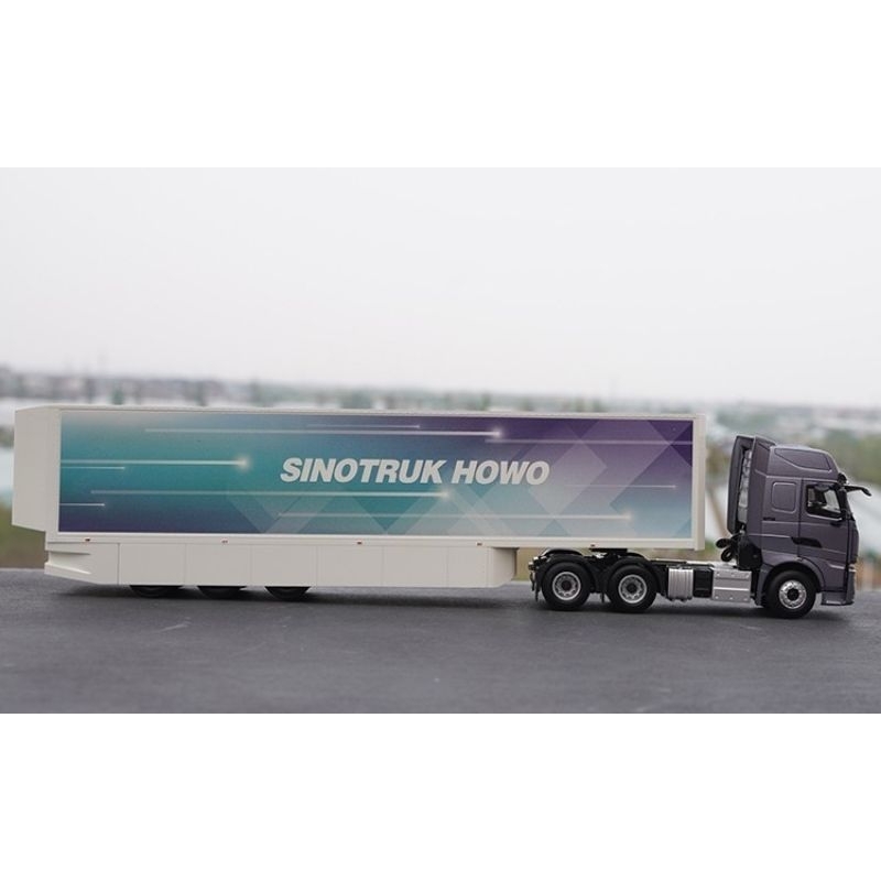 Mô hình xe đầu kéo howo hợp kim 1:36