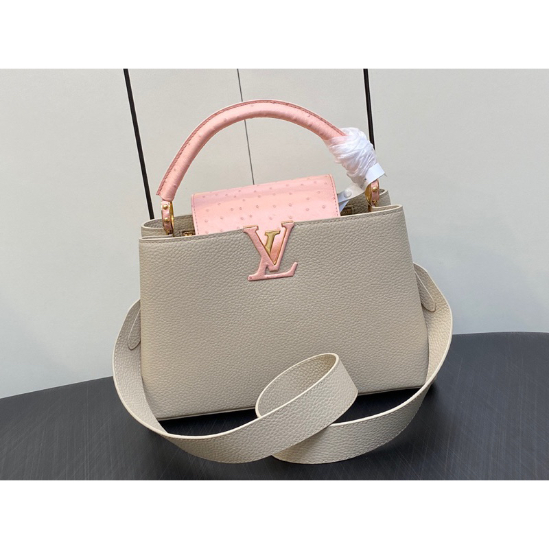 Louis Vuitton Capucines Bag Like Au Nhập Khẩu Da Taurillon Xám và Da Đà Điểu Hồng Nguyên Chiếc Phần Cứng Mạ Vàng