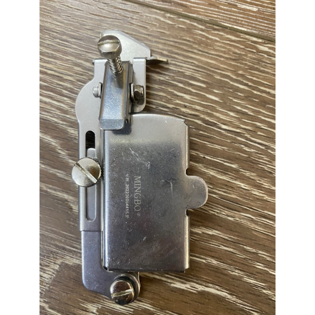 Cữ canh lề đa năng có nam châm sử dụng cho máy may công nghiệp và gia đình