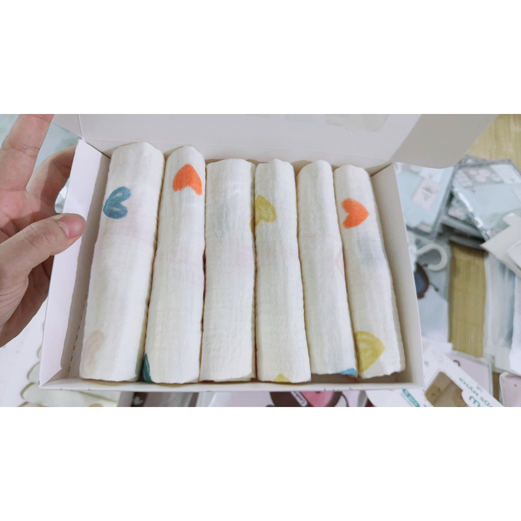 Khăn Xô Sữa Cho Bé Trai Bé Gái  Moony vài sợi muslin cao cấp, mềm mịn với nàn da bé kích thước 30 x 30 cm