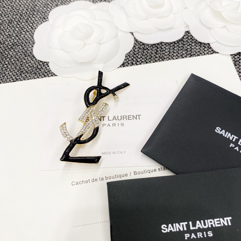 Các mẫu ghim cài áo hot, cao cấp thời trang