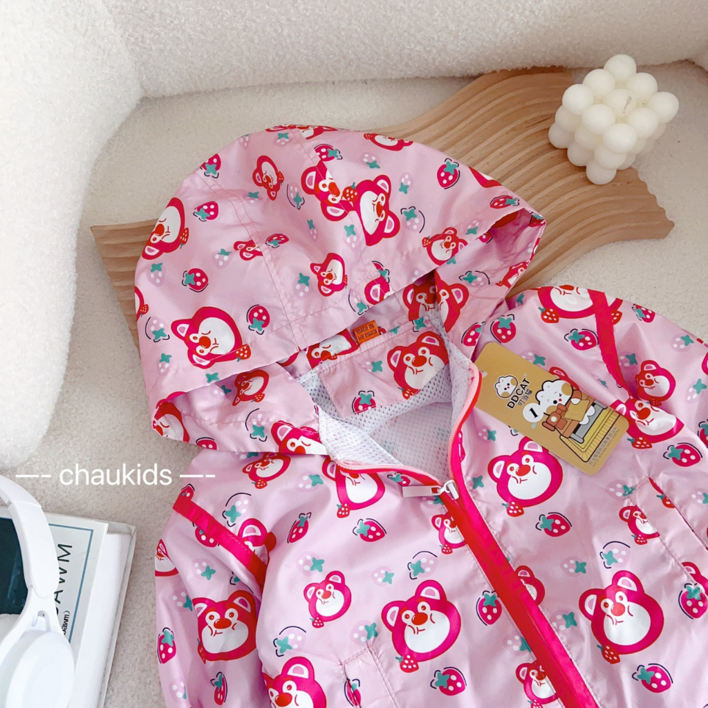 Áo khoác gió gấu dâu lotso xinh xắn cho bé gái 8-28kg