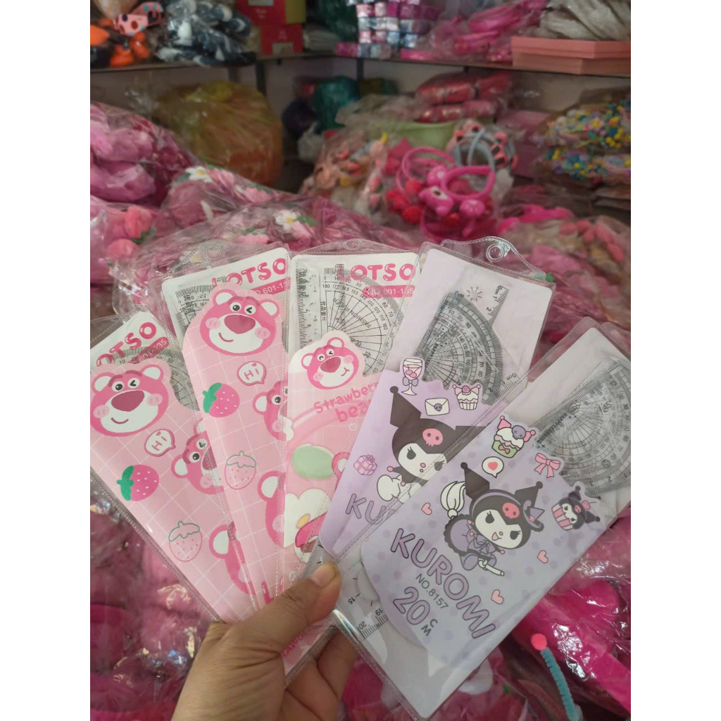 Set 4 chiếc Thước kẻ  dễ thương hình động vật ngộ nghĩnh cho bé