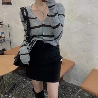 Áo cardigan len mongtoghi kẻ