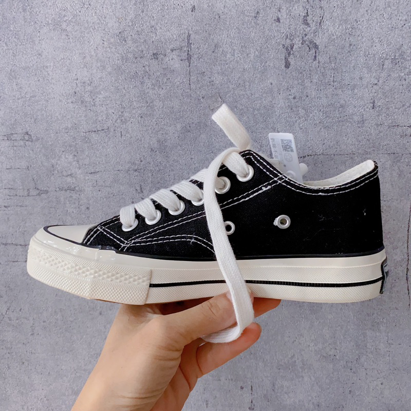 Giầy thể thao cho bé và gia đình, giầy đôi cho mẹ và bé phong cách siêu cool