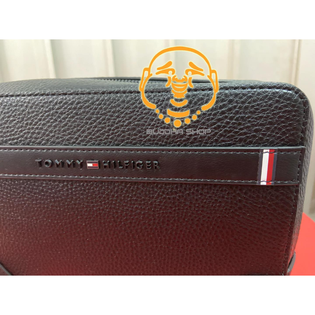 Túi cầm tay Tommy Hilfiger