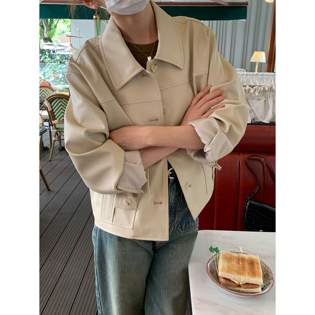 Tất giấy đi cùng Áo khoác da nữ 10 | BigBuy360 - bigbuy360.vn