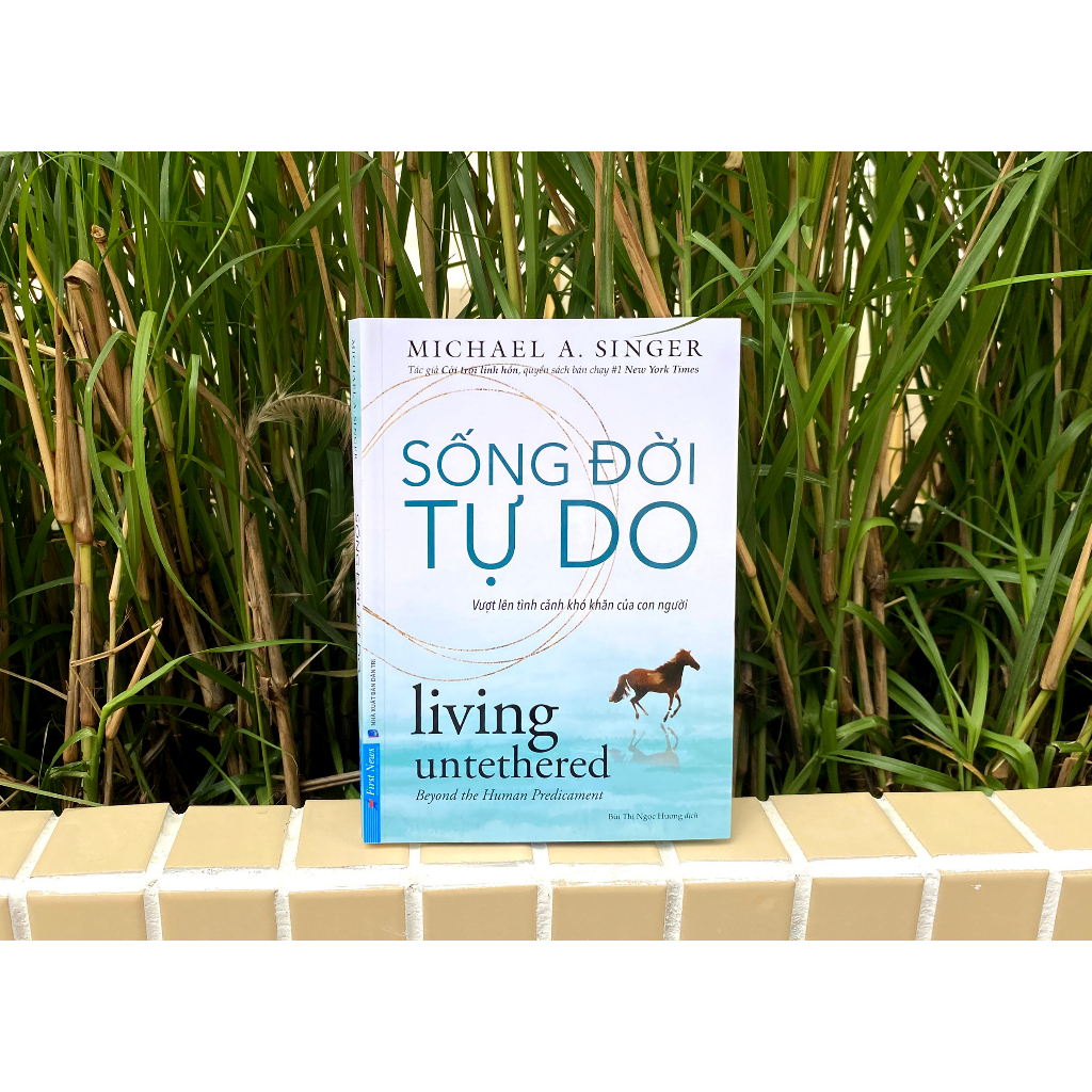 Sách - Sống Đời Tự Do  - First News