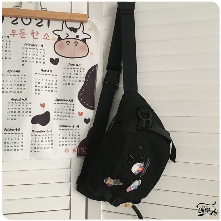 Túi bao tử trắng đen sức chứa nhiều nhỏ gọn vải canvas phong cách đơn giản dễ phối quần áo basic phù hợp đi chơi du lịch