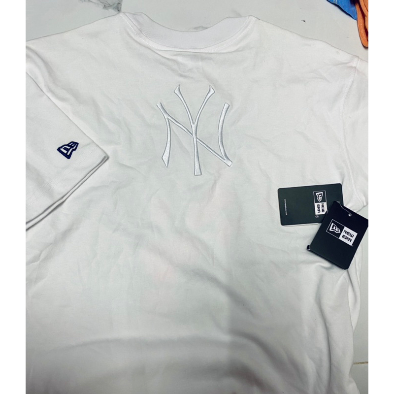 Áo phông unisex hoa đào A148
