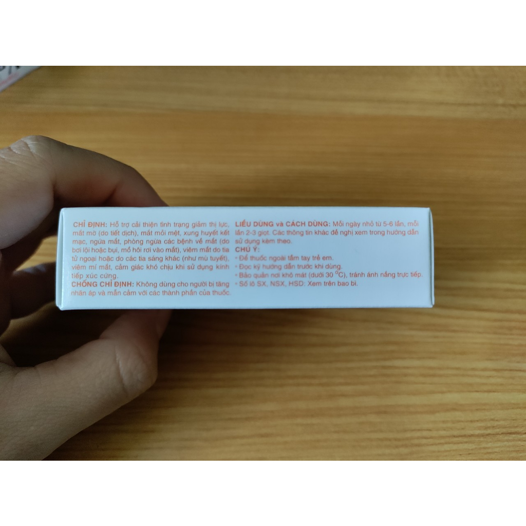 Dung dịch dùng cho mắt  V.ROHTO VITAMIN