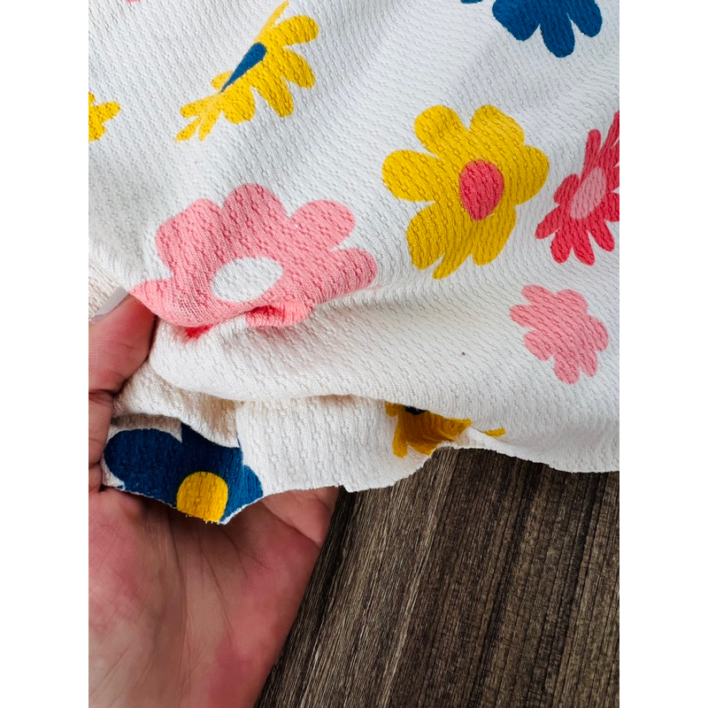 Vải thun cotton thông hơi loại dày hình hoa nền be