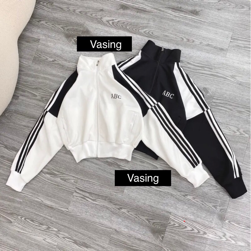 Áo khoác cổ đứng phối màu & sọc vai chất vải Umi mềm mịn- Vasing