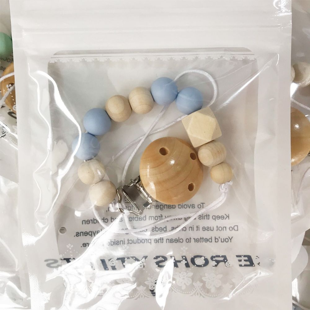 Dây treo ti giả làm bằng gỗ sồi và silicone