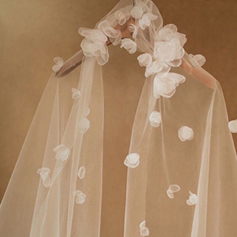 Voan lúp cô dâu hoa