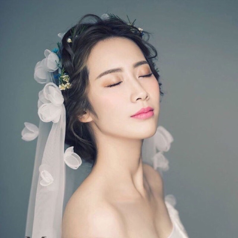 Voan lúp cô dâu hoa