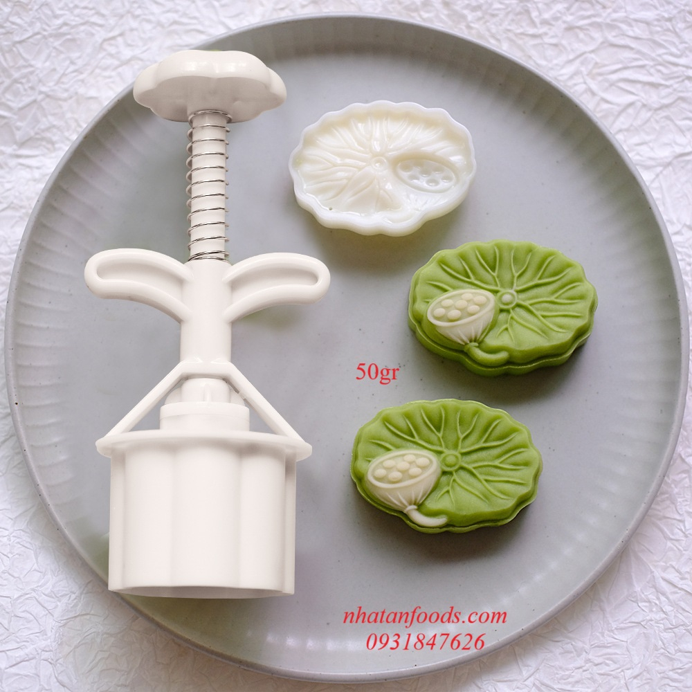KHUÔN TRUNG THU 1 MẶT LÁ SEN 50GR